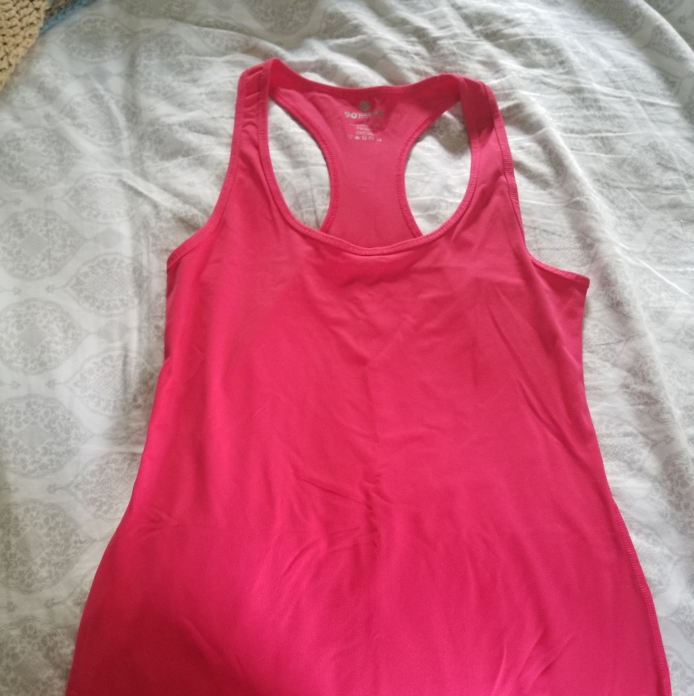 90 degree tank top
